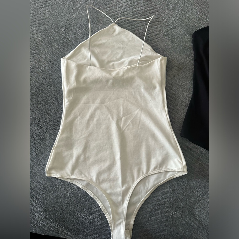 Body - Picture 2 of 3